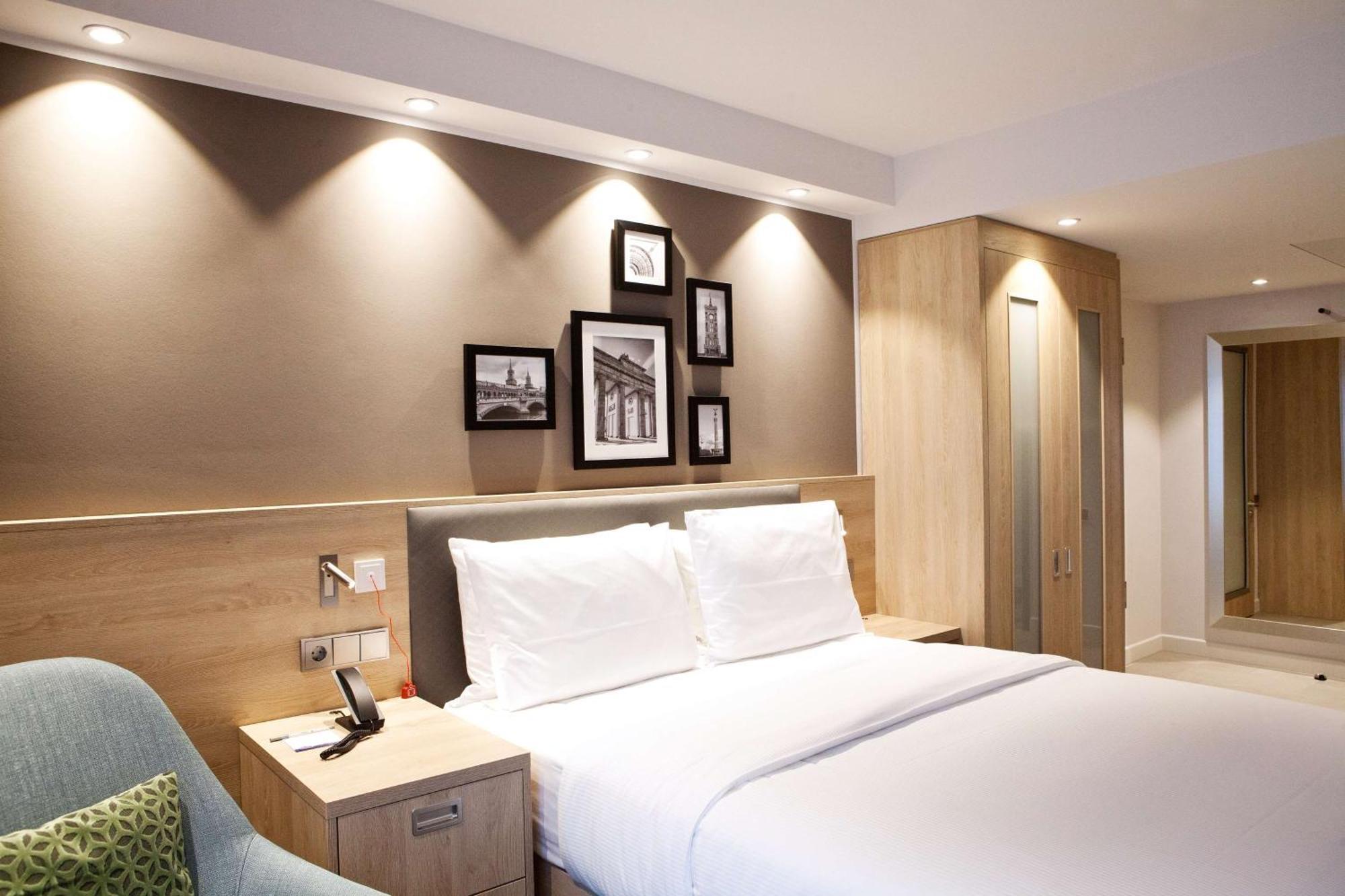 Hampton By Hilton East Side Gallery 3*