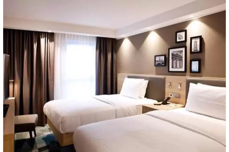 Hotel Hampton By Hilton East Side Gallery 3*