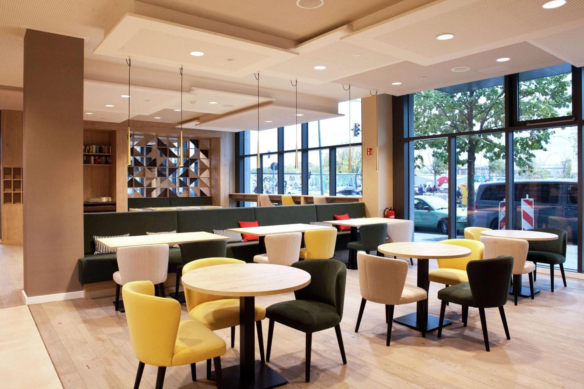 Hampton By Hilton East Side Gallery Hotel